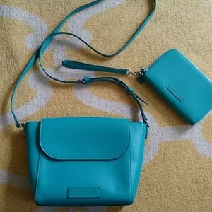 Vera Bradley Crossbody and Wristlet set